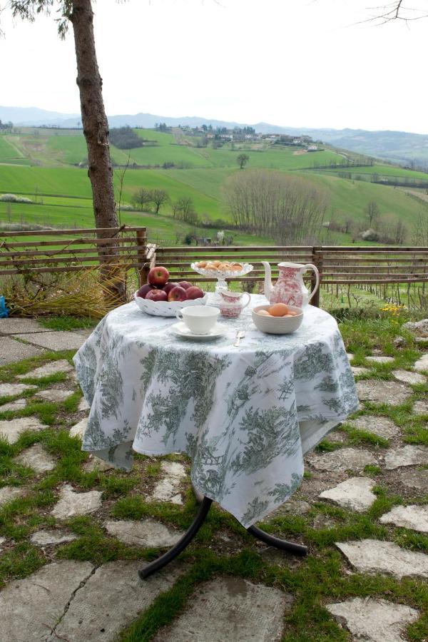 Agriturismo Azienda Agricola Mombisaggio Тортона Екстер'єр фото